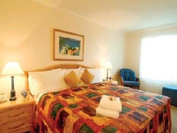 Aqualuna Sapphire Beach